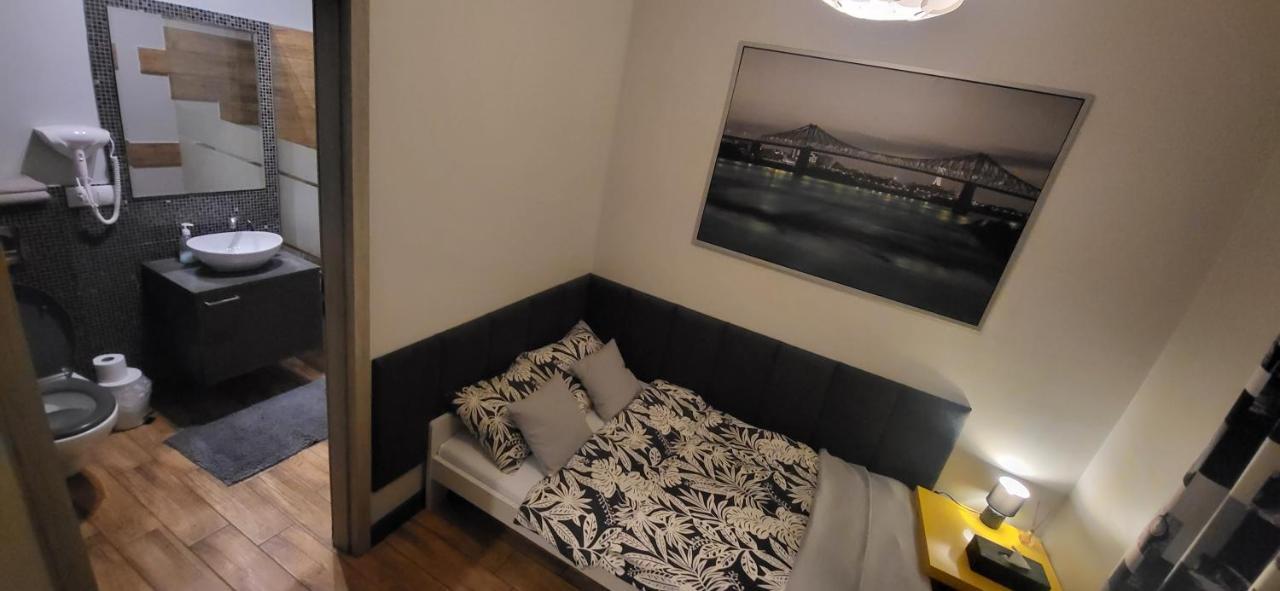 Metro Plocka Wolska House * Warsaw